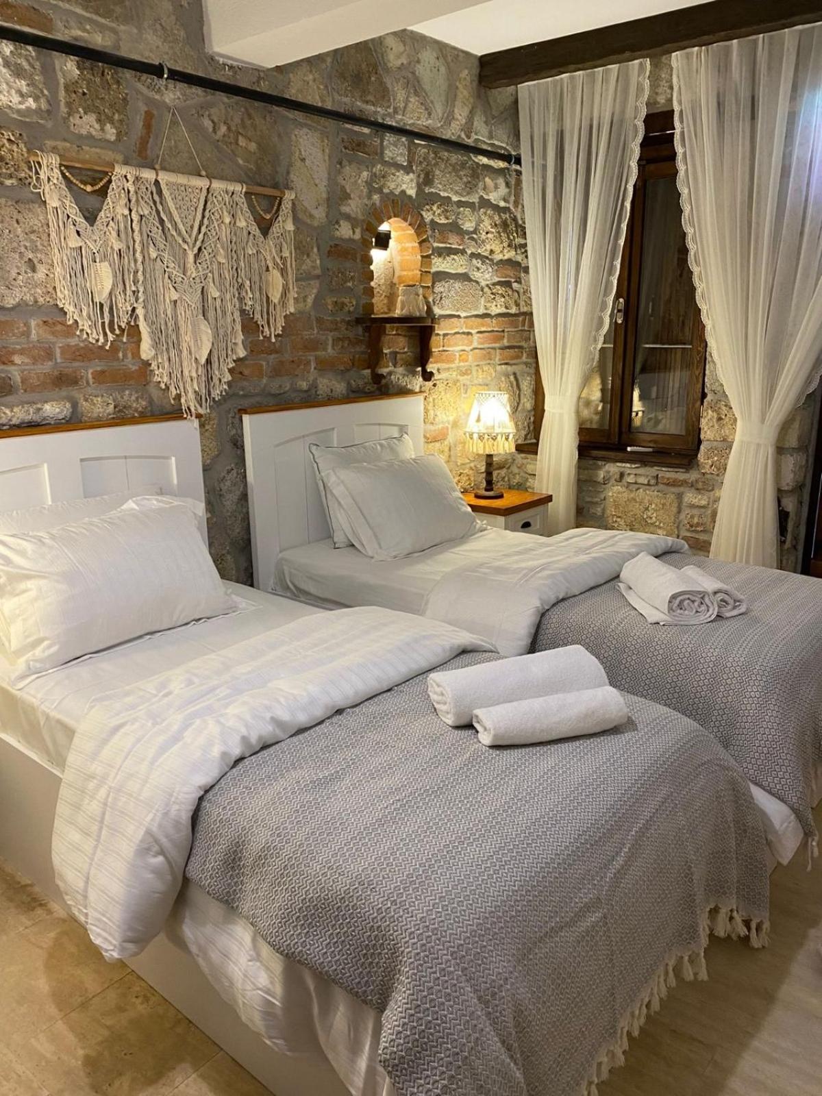 Ionia Liberty Stone Hotel Foça Luaran gambar